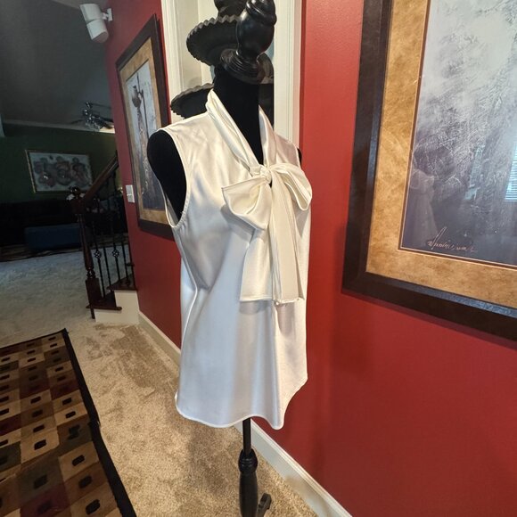 Nine West  White Satin Sleeveless Blouse with Tie - Picture 5 of 6